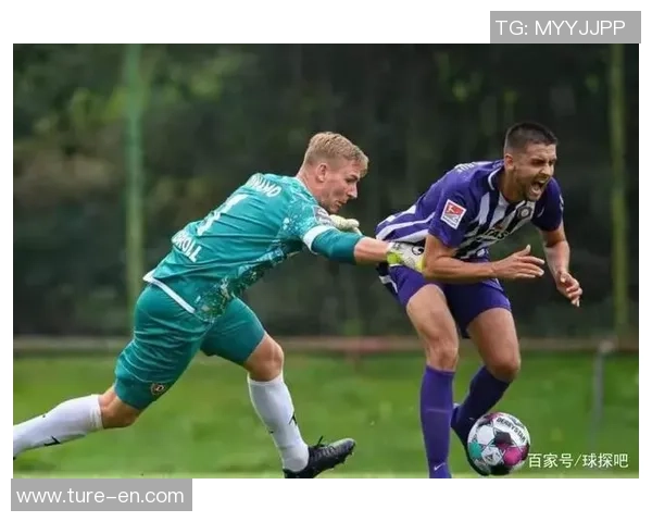 特雷斯登与厄尔土奥厄的精彩对决揭示足球战术与团队合作的魅力 特雷斯登与厄尔土奥厄的精彩对决揭示足球战术与团队合作的魅力