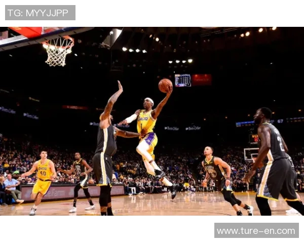 2008年NBA西部决赛火箭与湖人第六场精彩回顾与分析 2008年NBA西部决赛火箭与湖人第六场精彩回顾与分析