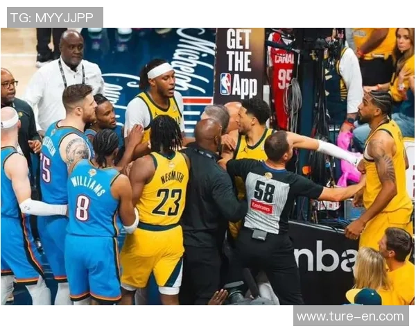 热火与雷霆第六场精彩对决全场录像回顾与精彩瞬间分析