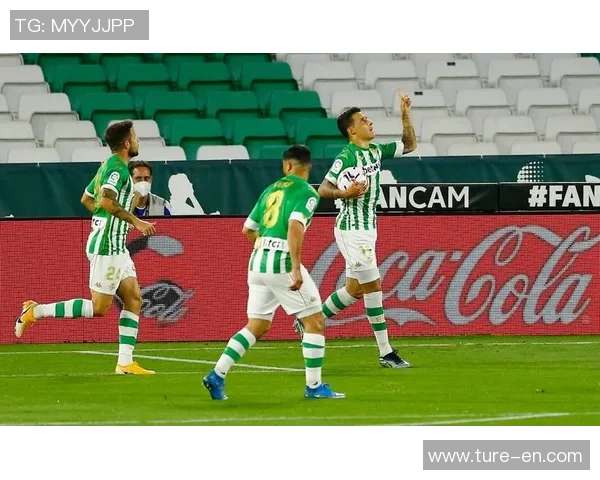 登博思与阿尔梅勒比赛因天气原因推迟至另行通知的最新消息