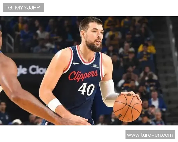 快船103-114太阳迎3喜1忧!祖巴茨+2将出价值,篮板底子没人抢! 快船103-114太阳迎3喜1忧!祖巴茨+2将出价值,篮板底子没人抢!