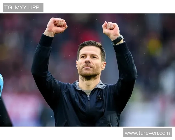 斯洛特：我会热烈欢迎阿诺德；媒体常常篡改，不点评阿隆索